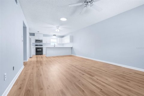 Casa en venta en Largo, Florida, 2 dormitorios, 95.13 m2 № 2299366 - foto 8