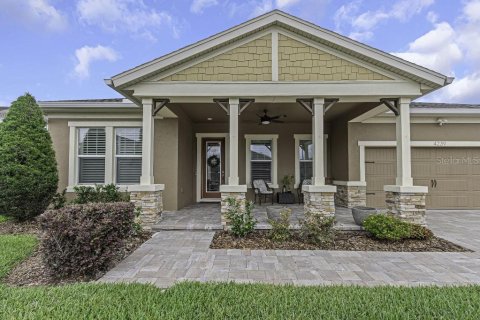 House in New Port Richey, Florida 4 bedrooms, 263.75 sq.m. № 1761276 - photo 4