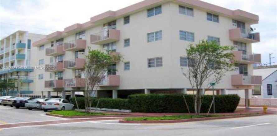 Appartement à Miami Beach, Floride 1 chambre, 52.3 m2 № 1788933