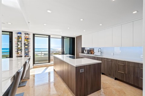 Condo in Boca Raton, Florida, 3 bedrooms  № 2399622 - photo 17