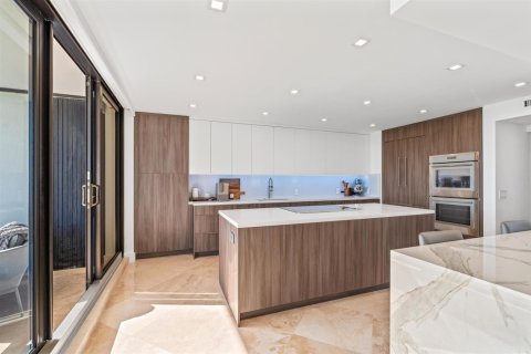 Condo in Boca Raton, Florida, 3 bedrooms  № 2399622 - photo 16