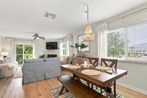 Touwnhouse à vendre à Tierra Verde, Floride: 3 chambres, 147.25 m2 № 2407076 - photo 12
