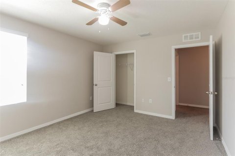 House in Spring Hill, Florida 5 bedrooms, 285.4 sq.m. № 2210348 - photo 16