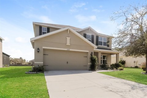 House in Spring Hill, Florida 5 bedrooms, 285.4 sq.m. № 2210348 - photo 2