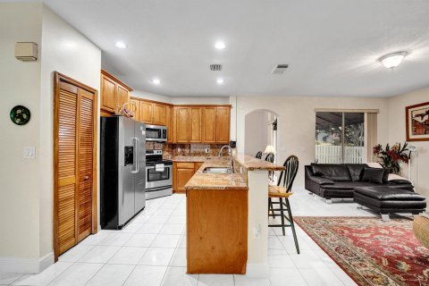Villa ou maison à vendre à Miramar, Floride: 4 chambres, 242.29 m2 № 2087158 - photo 24