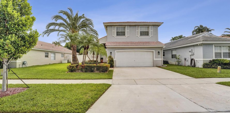 Villa ou maison à Miramar, Floride 4 chambres, 242.29 m2 № 2087158