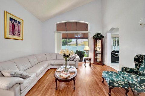 Villa ou maison à vendre à Miramar, Floride: 4 chambres, 242.29 m2 № 2087158 - photo 9