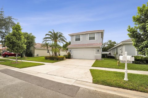 Villa ou maison à vendre à Miramar, Floride: 4 chambres, 242.29 m2 № 2087158 - photo 3
