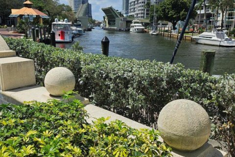 Condo in Fort Lauderdale, Florida, 1 bedroom  № 2193293 - photo 25