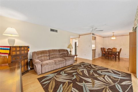 Condominio en venta en Ocala, Florida, 2 dormitorios, 105.72 m2 № 2213274 - foto 9