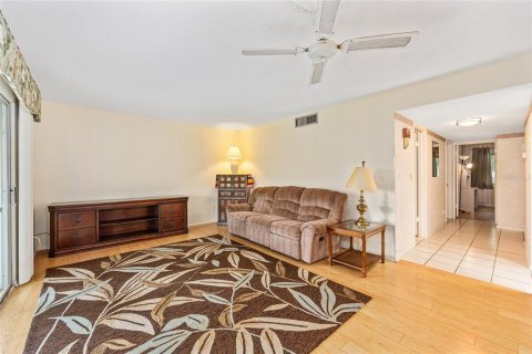 Condominio en venta en Ocala, Florida, 2 dormitorios, 105.72 m2 № 2213274 - foto 8