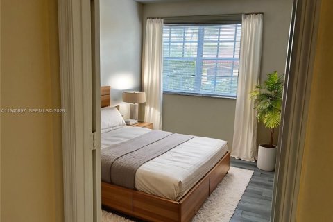 Снять в аренду квартиру в Пемброк-Пайнс, Флорида 1 спальня, 64.1м2, № 2002538 - фото 6