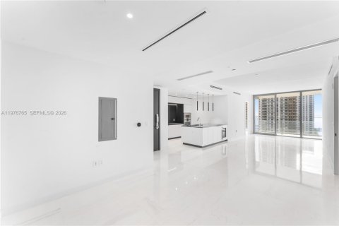 Copropriété à louer à Miami, Floride: 2 chambres, 136.94 m2 № 2055217 - photo 2