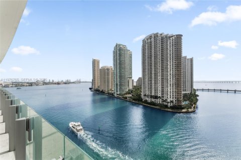 Copropriété à louer à Miami, Floride: 2 chambres, 136.94 m2 № 2055217 - photo 20