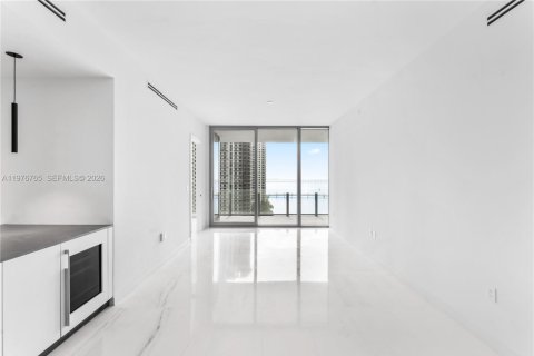 Copropriété à louer à Miami, Floride: 2 chambres, 136.94 m2 № 2055217 - photo 4