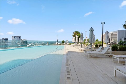 Copropriété à louer à Miami, Floride: 2 chambres, 136.94 m2 № 2055217 - photo 28