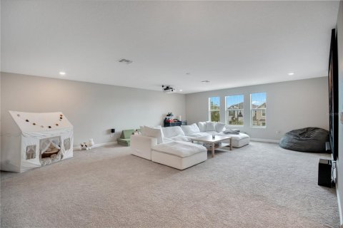 Casa en venta en Orlando, Florida, 5 dormitorios, 367.52 m2 № 1901843 - foto 21
