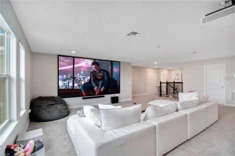 Casa en venta en Orlando, Florida, 5 dormitorios, 367.52 m2 № 1901843 - foto 22