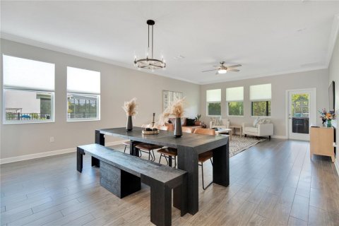 Casa en venta en Orlando, Florida, 5 dormitorios, 367.52 m2 № 1901843 - foto 9