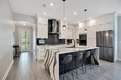 Casa en venta en Orlando, Florida, 5 dormitorios, 367.52 m2 № 1901843 - foto 4