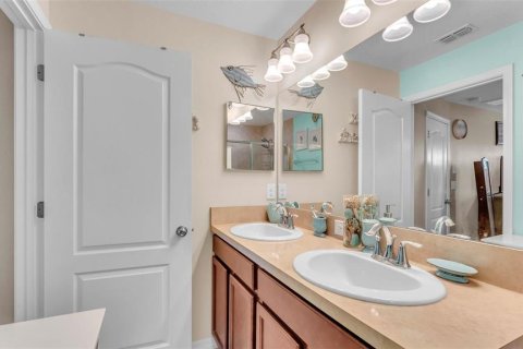 Townhouse in Lakeland, Florida 3 bedrooms, 132.66 sq.m. № 1737188 - photo 24