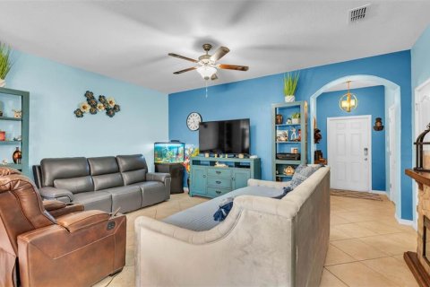 Townhouse in Lakeland, Florida 3 bedrooms, 132.66 sq.m. № 1737188 - photo 6