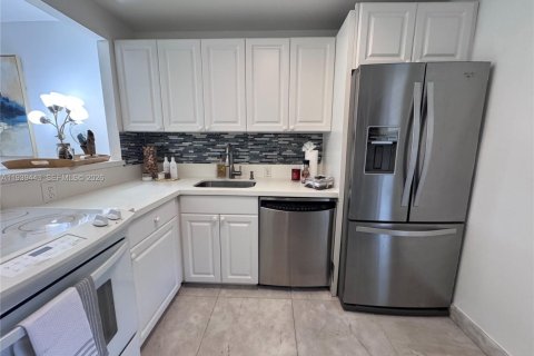 Copropriété à louer à Aventura, Floride: 1 chambre, 68.84 m2 № 1997428 - photo 5