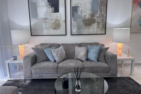 Condo à Aventura, Floride, 1 chambre  № 1997428