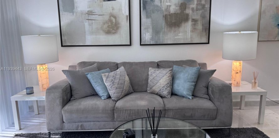 Condo à Aventura, Floride, 1 chambre  № 1997428