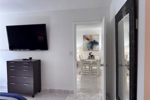 Copropriété à louer à Aventura, Floride: 1 chambre, 68.84 m2 № 1997428 - photo 24