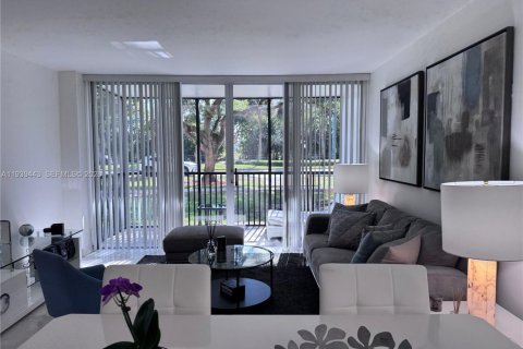 Copropriété à louer à Aventura, Floride: 1 chambre, 68.84 m2 № 1997428 - photo 16