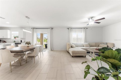 Villa ou maison à vendre à Plant City, Floride: 4 chambres, 244.61 m2 № 1884963 - photo 17