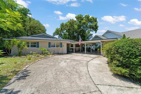 Casa en venta en Winter Park, Florida, 3 dormitorios, 138.61 m2 № 1792360 - foto 1