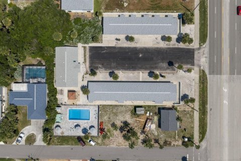 Hôtel, hôtellerie à vendre à New Smyrna Beach, Floride: 633.87 m2 № 2238463 - photo 4