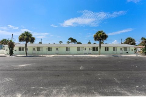 Hôtel, hôtellerie à vendre à New Smyrna Beach, Floride: 633.87 m2 № 2238463 - photo 10