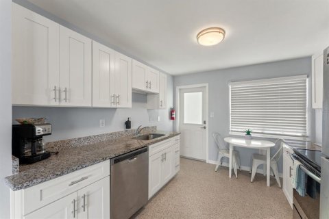 Hôtel, hôtellerie à vendre à New Smyrna Beach, Floride: 633.87 m2 № 2238463 - photo 29