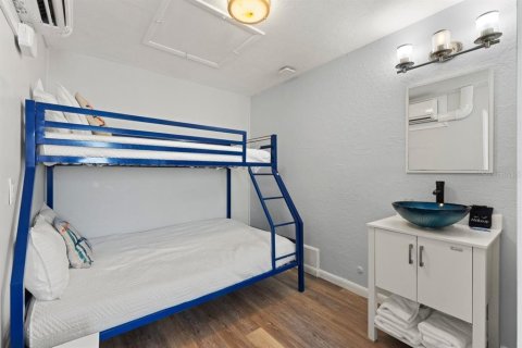 Hôtel, hôtellerie à vendre à New Smyrna Beach, Floride: 633.87 m2 № 2238463 - photo 24
