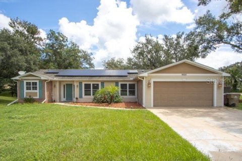 House in Leesburg, Florida 3 bedrooms, 208.47 sq.m. № 1902006 - photo 1