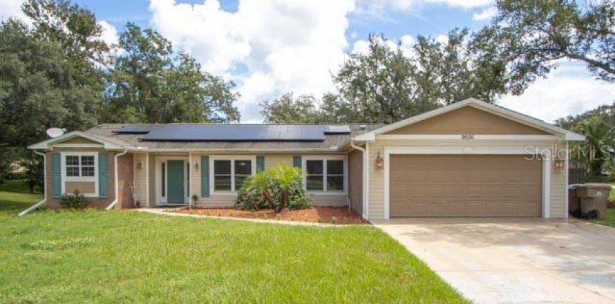 Villa ou maison à Leesburg, Floride 3 chambres, 208.47 m2 № 1902006