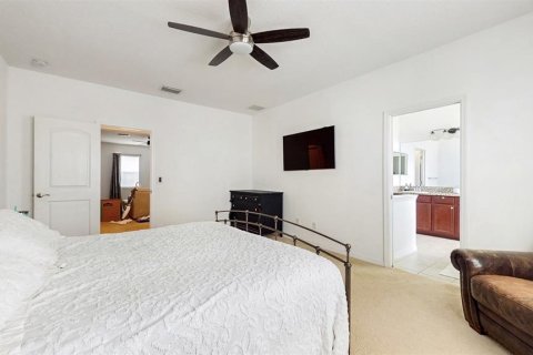 House in Gibsonton, Florida 4 bedrooms, 241.73 sq.m. № 1765575 - photo 23