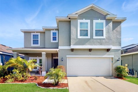 House in Gibsonton, Florida 4 bedrooms, 241.73 sq.m. № 1765575 - photo 1