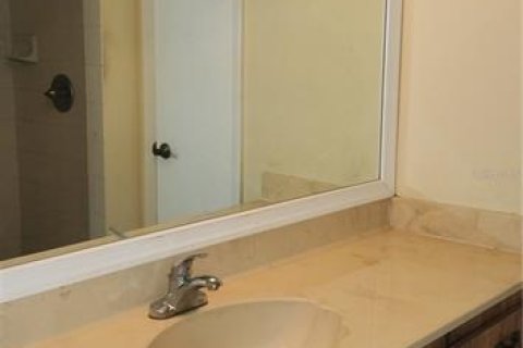 Touwnhouse à vendre à New Smyrna Beach, Floride: 2 chambres, 123.37 m2 № 1838430 - photo 23