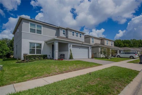 Villa ou maison à Davenport, Floride 4 chambres, 236.9 m2 № 2100322