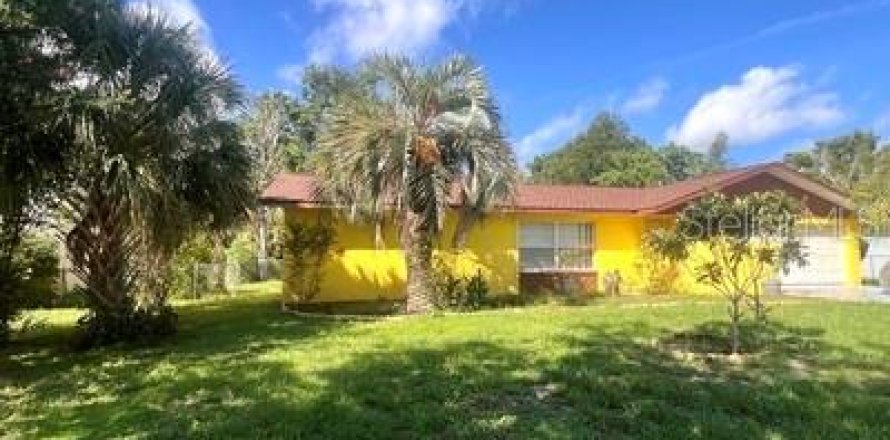 Casa en Ocala, Florida 3 dormitorios, 167.13 m2 № 1879050