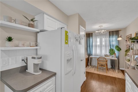 Villa ou maison à louer à Sarasota, Floride: 3 chambres, 160.35 m2 № 917930 - photo 15