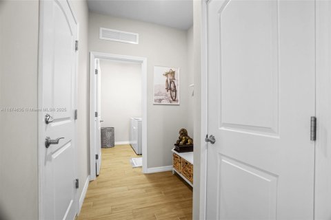 Casa en alquiler en Lake Worth, Florida, 3 dormitorios, 165.46 m2 № 1926775 - foto 28