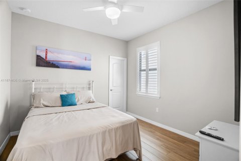 Casa en alquiler en Lake Worth, Florida, 3 dormitorios, 165.46 m2 № 1926775 - foto 25