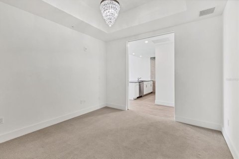 Condo in Sarasota, Florida, 1 bedroom  № 1858194 - photo 21