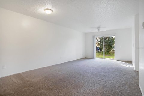 Condominio en alquiler en Orlando, Florida, 2 dormitorios, 94.11 m2 № 1907265 - foto 3