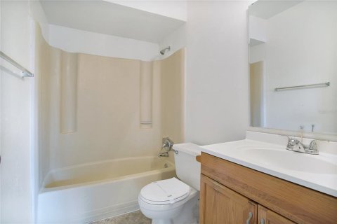 Condominio en alquiler en Orlando, Florida, 2 dormitorios, 94.11 m2 № 1907265 - foto 9